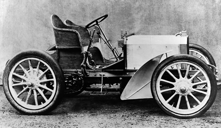 The first Mercedes automobile, 1901